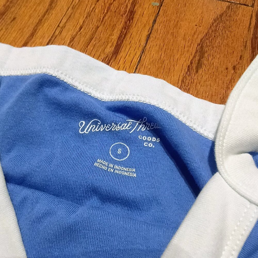 NWOT Universal Thread Blue and White Ringer Tank Size Medium - Picture 2 of 2
